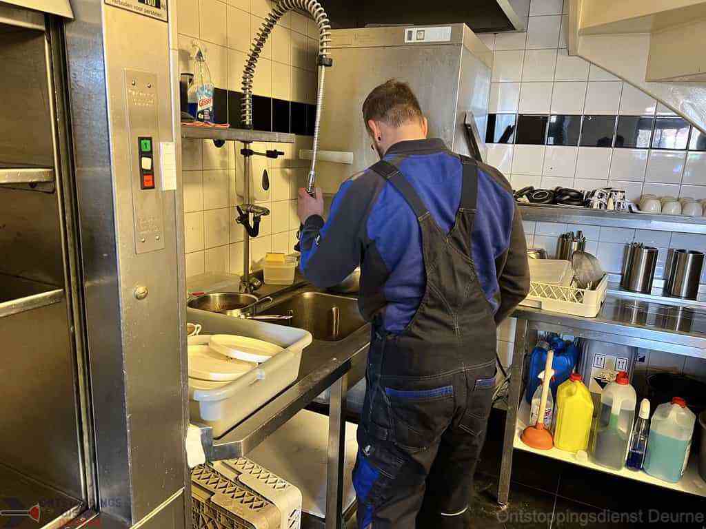 Ontstoppen Gootsteen Deurne Ontstoppen Gootsteen Deurne